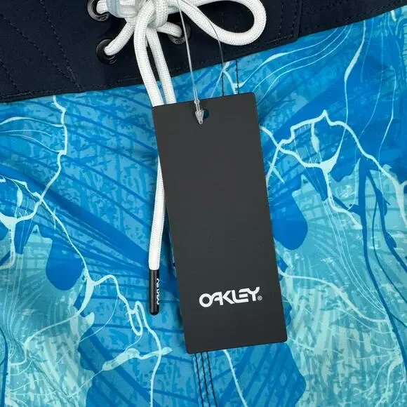 New With Tags Oakley Swim Shorts Size Small Floral Hawaiian Y2K Summer VTG - Picture 3 of 10